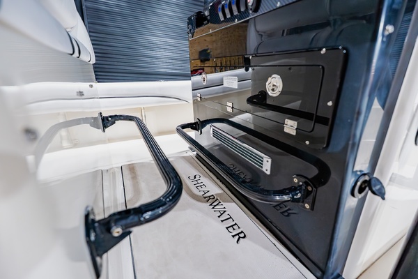 27ft ShearWater Yacht For Sale
