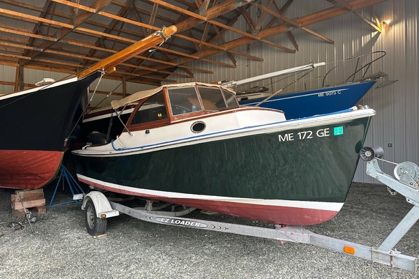 19ft Custom Yacht For Sale
