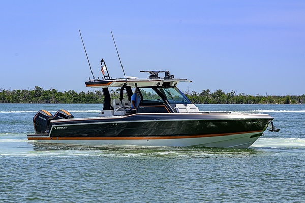 Lazy Girl 38ft Formula Yacht For Sale