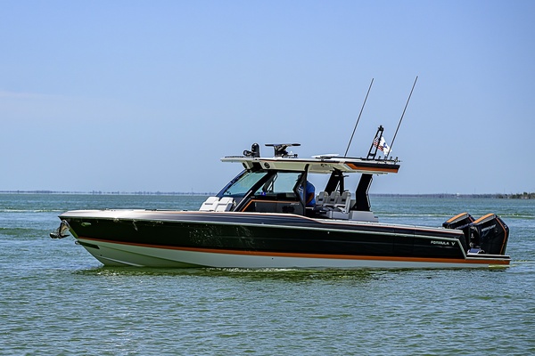 Lazy Girl 38ft Formula Yacht For Sale
