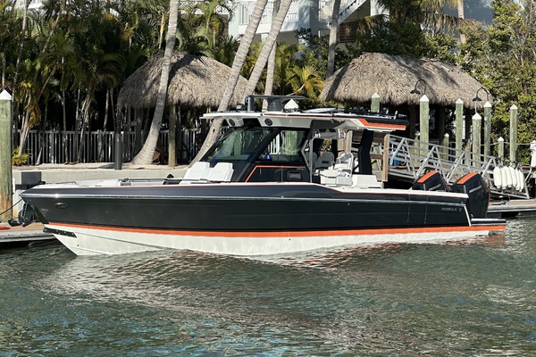 Lazy Girl 38ft Formula Yacht For Sale