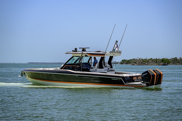 Lazy Girl 38ft Formula Yacht For Sale