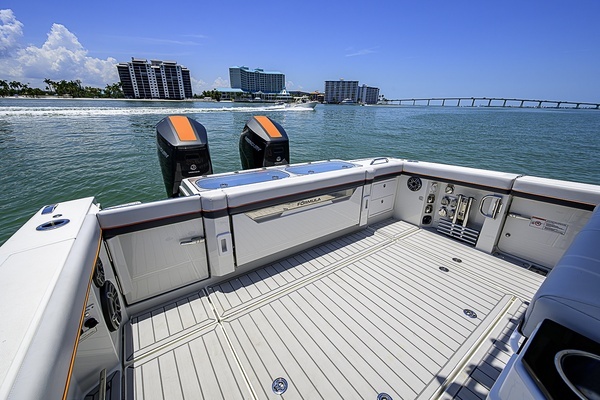 Formula 387 Center Console Fish Yacht For Sale