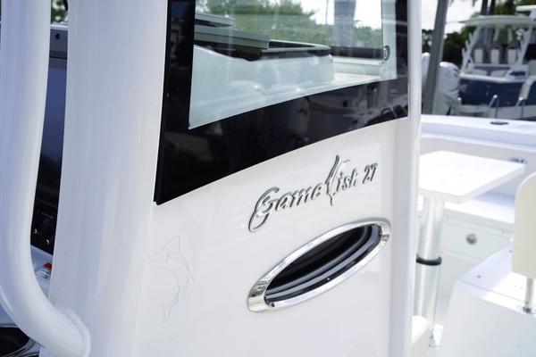27ft Sea Hunt Yacht For Sale