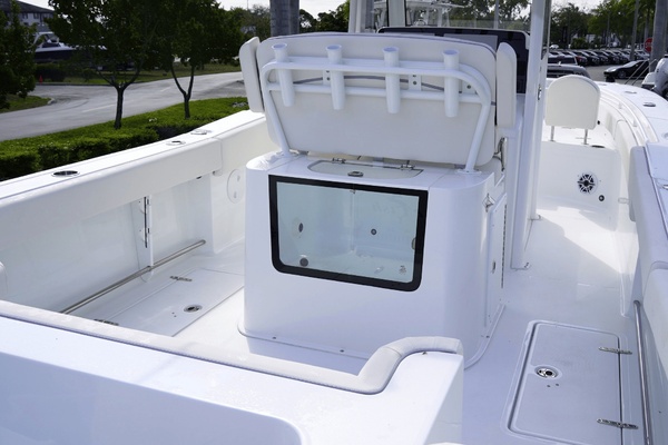 27ft Sea Hunt Yacht For Sale