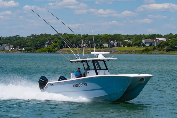 33ft Invincible Yacht For Sale