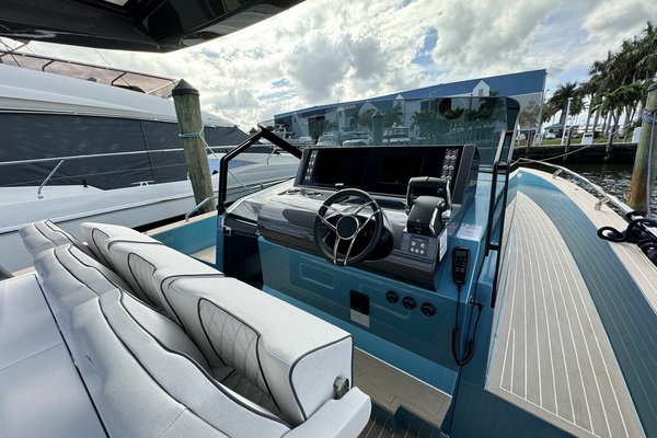 39ft Fiart Yacht For Sale