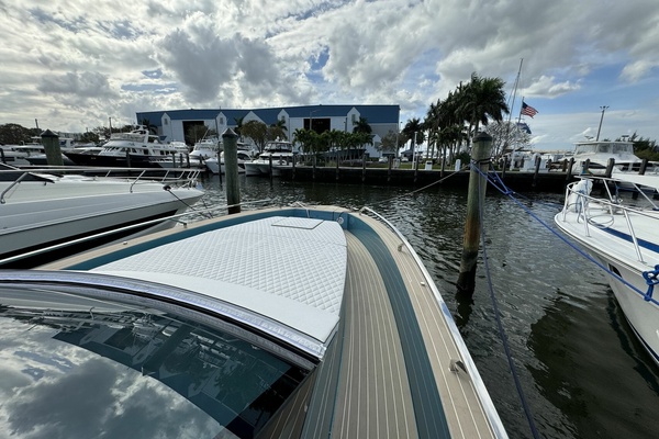 39ft Fiart Yacht For Sale