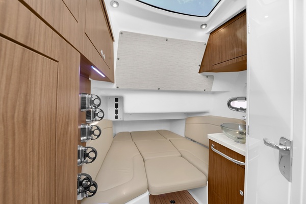 38ft Boston Whaler Yacht For Sale
