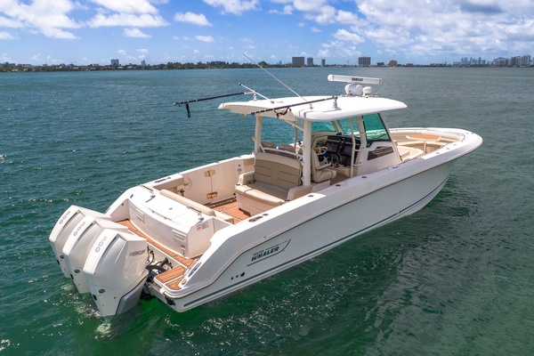 38ft Boston Whaler Yacht For Sale