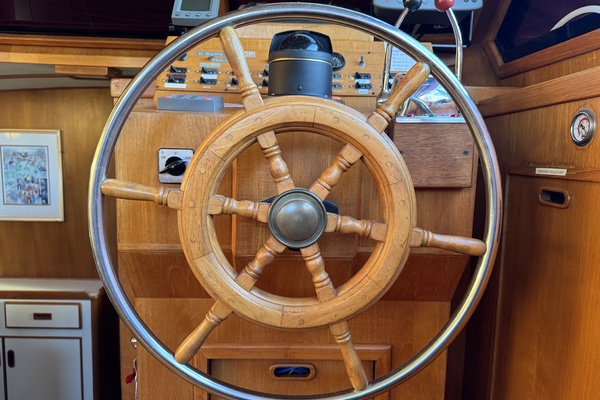 Adagio 37ft President Yacht For Sale