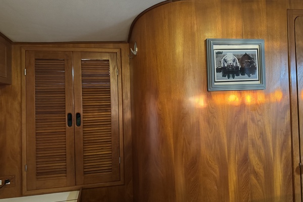 Adagio 37ft President Yacht For Sale