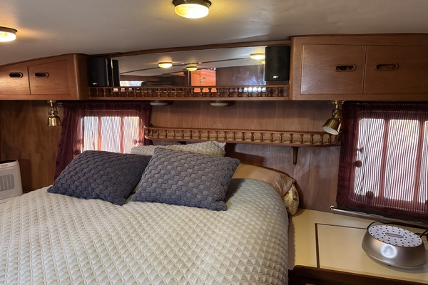 Adagio 37ft President Yacht For Sale