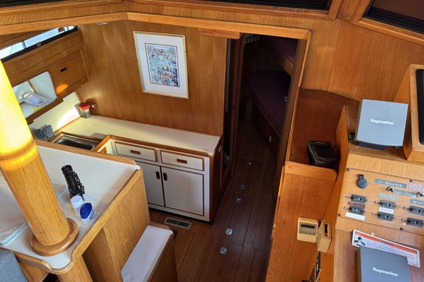Adagio 37ft President Yacht For Sale
