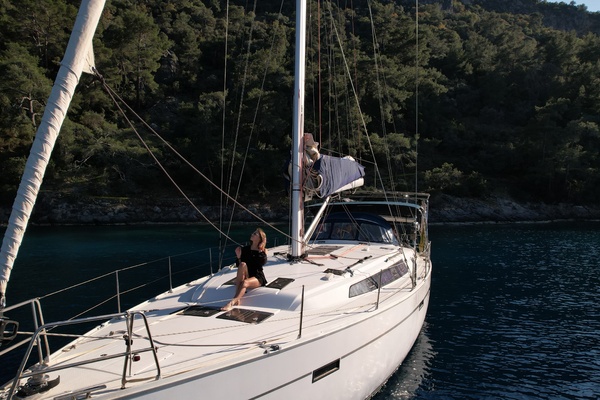 51ft Bavaria Yacht For Sale