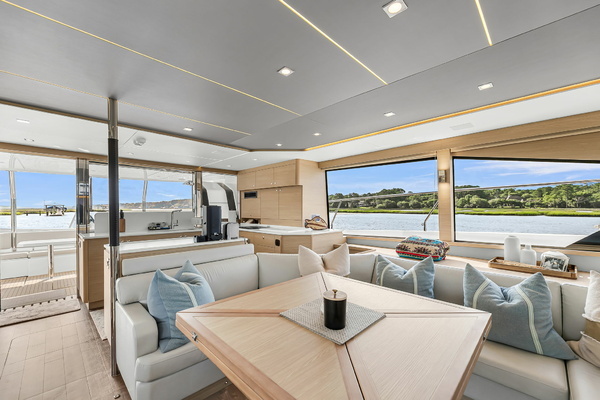 Aquila 54 Yacht Yacht For Sale