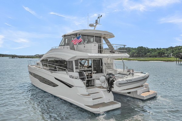 Aquila 54 Yacht Yacht For Sale