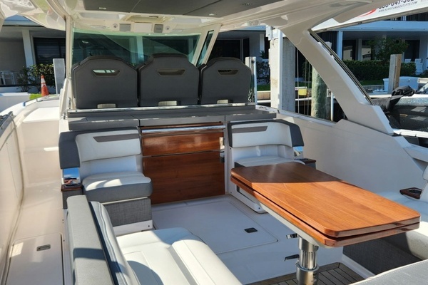 2019 Tiara Yachts 38