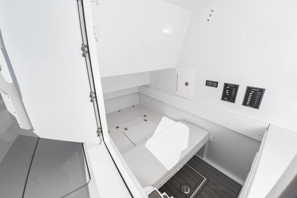 Pelagic Predator 41ft Onslow Bay Yacht For Sale