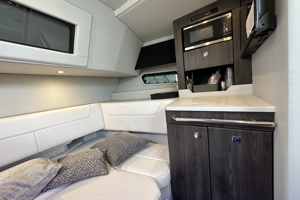 Formula 380 SSC OB Yacht For Sale