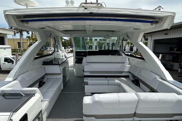 38ft Formula Yacht For Sale