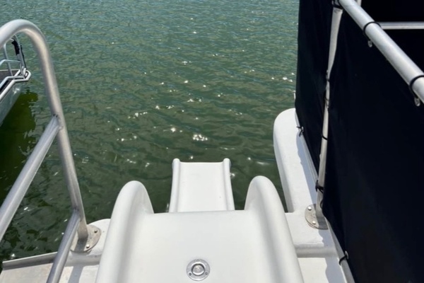 77ft Sumerset Yacht For Sale