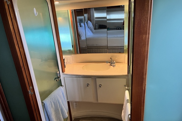 50ft Carver Yacht For Sale