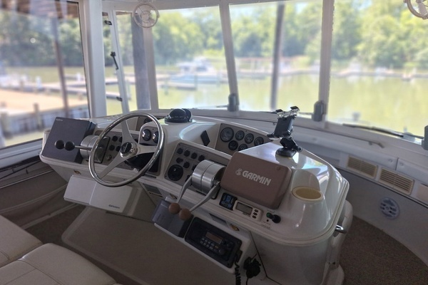 1997 Carver 50