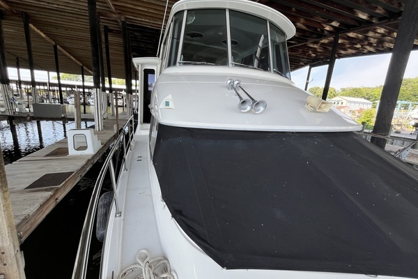 1997 Carver 50