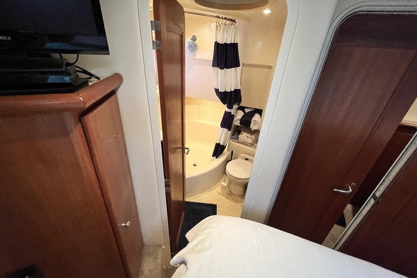 50ft Carver Yacht For Sale