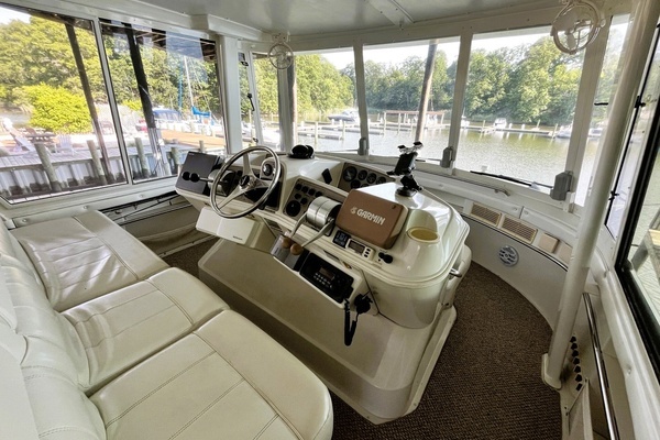 1997 Carver 50