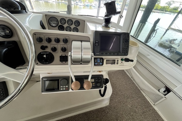 1997 Carver 50