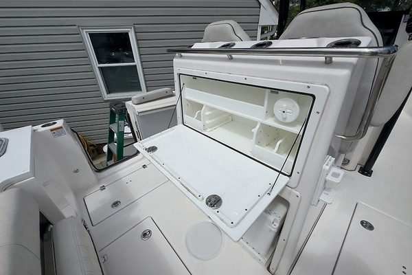28ft Sea Fox Yacht For Sale