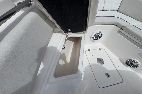 28ft Sea Fox Yacht For Sale