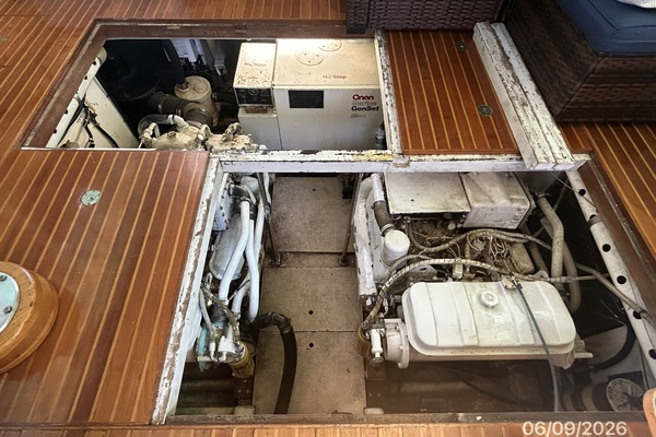 Live 4 2 Day 44ft High Tech Yachts Yacht For Sale