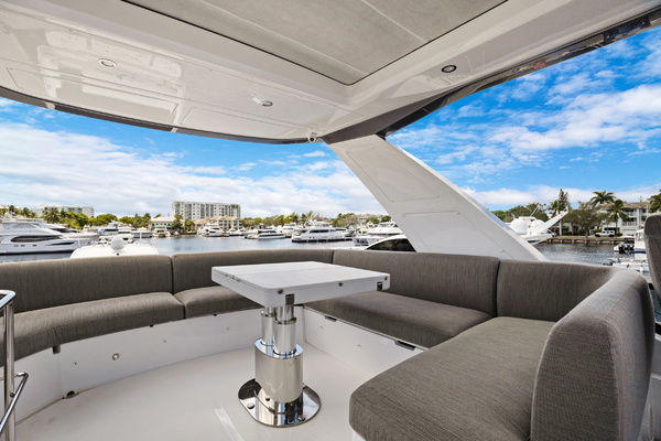 53ft Azimut Yacht For Sale