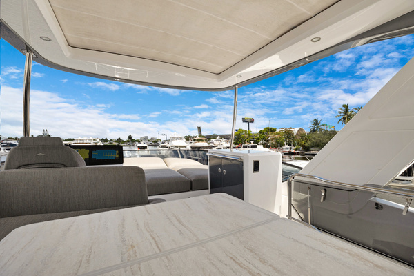 Azimut FLY 53 Yacht For Sale