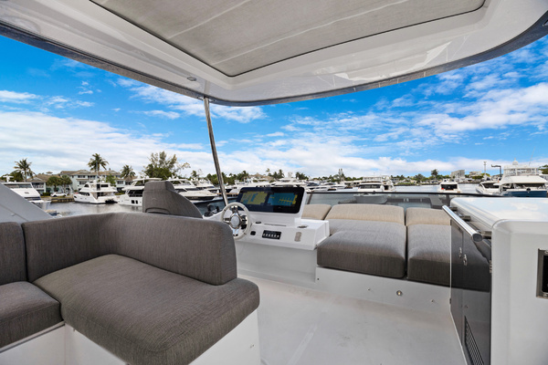 53ft Azimut Yacht For Sale