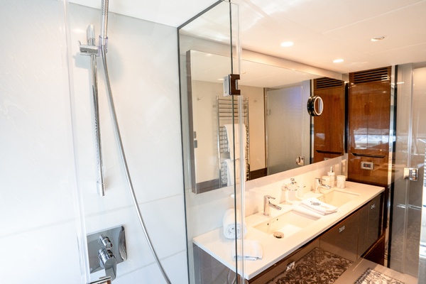 Lady M  85ft Princess Yacht For Sale