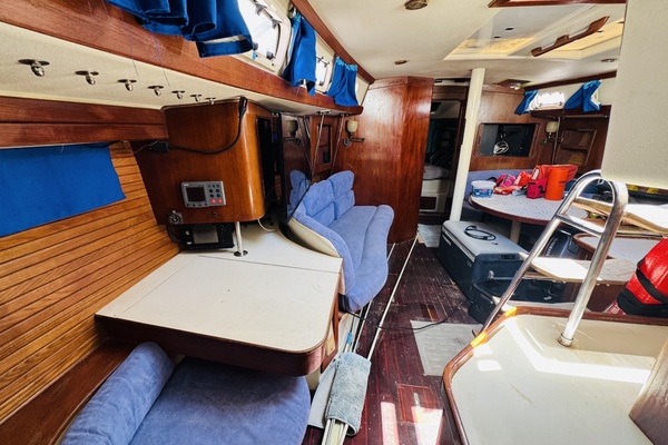 Serenity 45ft Catalina Yacht For Sale