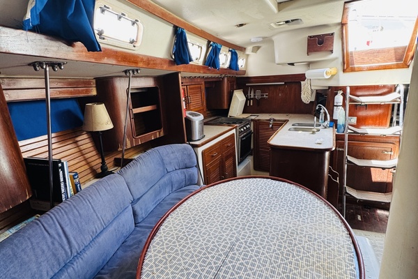 Serenity 45ft Catalina Yacht For Sale