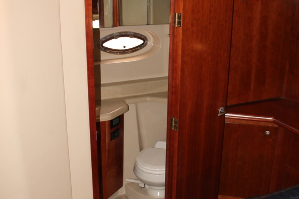 41ft Cruisers Yachts Yacht For Sale