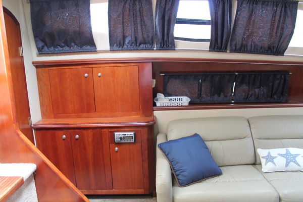 41ft Cruisers Yachts Yacht For Sale