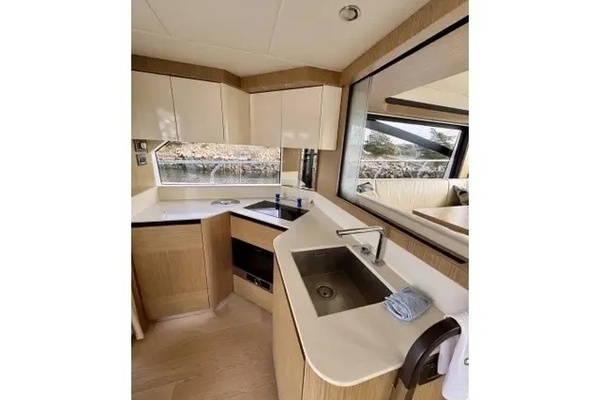 2017 Absolute 50 FLY 50ft Absolute Yacht For Sale