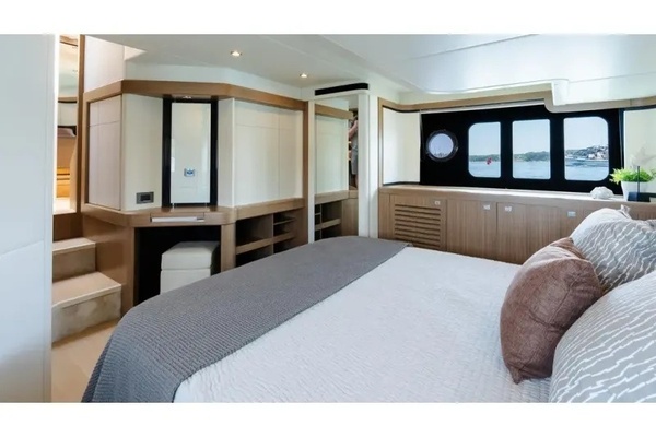 2017 Absolute 50 FLY 50ft Absolute Yacht For Sale