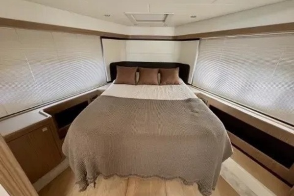 2017 Absolute 50 FLY 50ft Absolute Yacht For Sale