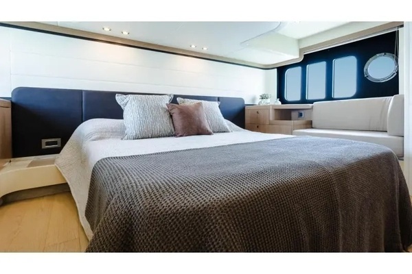 2017 Absolute 50 FLY 50ft Absolute Yacht For Sale