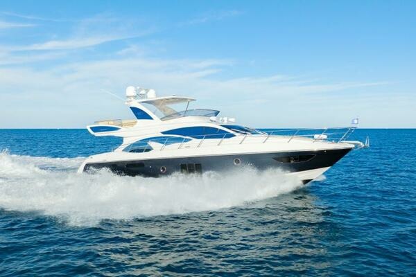 Azimut 60 Flybridge Yacht For Sale
