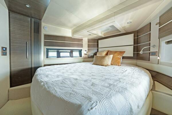 ACCIAIO BLU 60ft Azimut Yacht For Sale