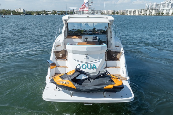 AQUA 47ft Beneteau Yacht For Sale